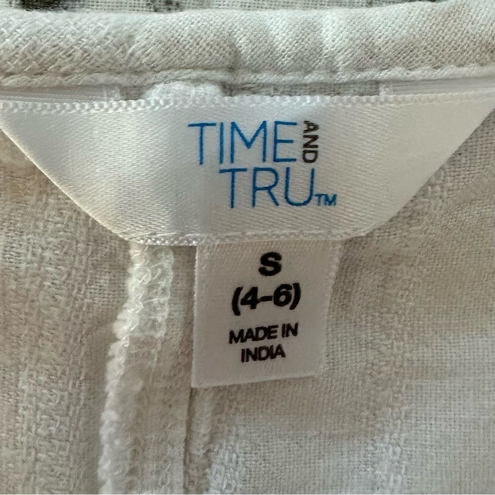 Time & Tru Top - Picture 3 of 5